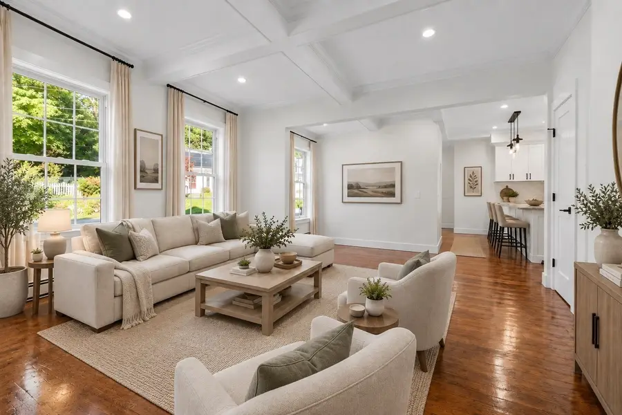 26 Caswell St, Fitchburg, MA 01420 - #3