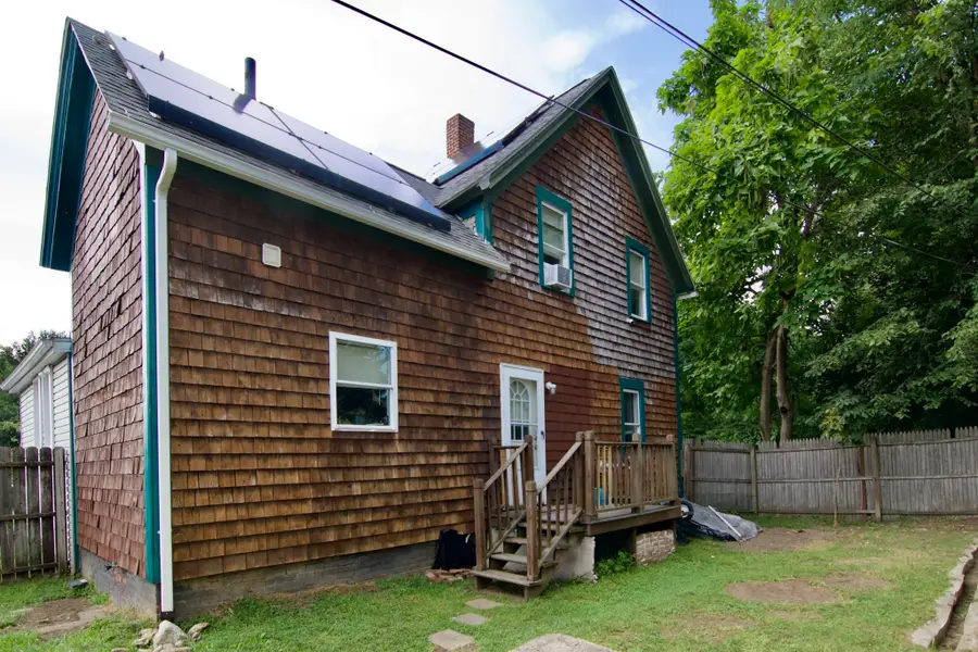 35 Thayer Ave, Springfield, MA 01108 - #3