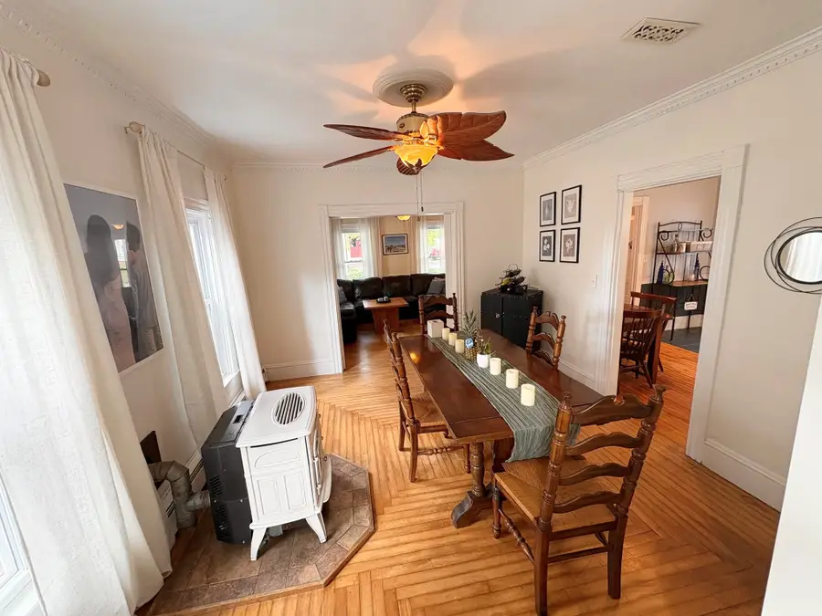 174 Center Avenue, Middleboro, MA 02346 - #3