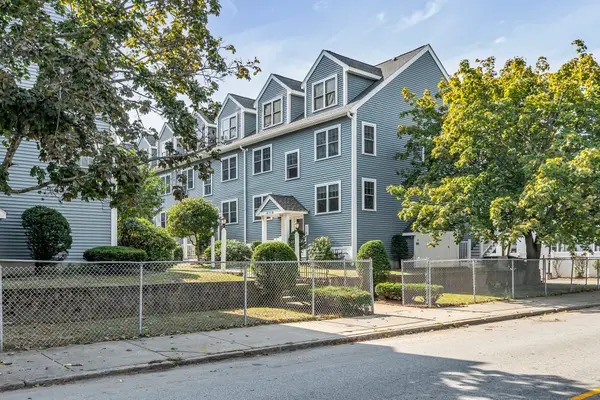 312 Water St #9, Lawrence, MA 01841