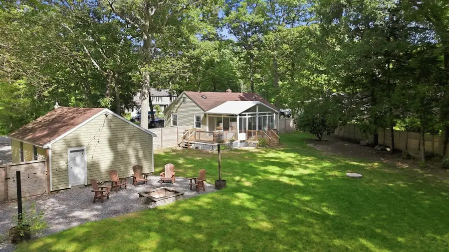 547 Tremont St, Rehoboth, MA 02769 - #3