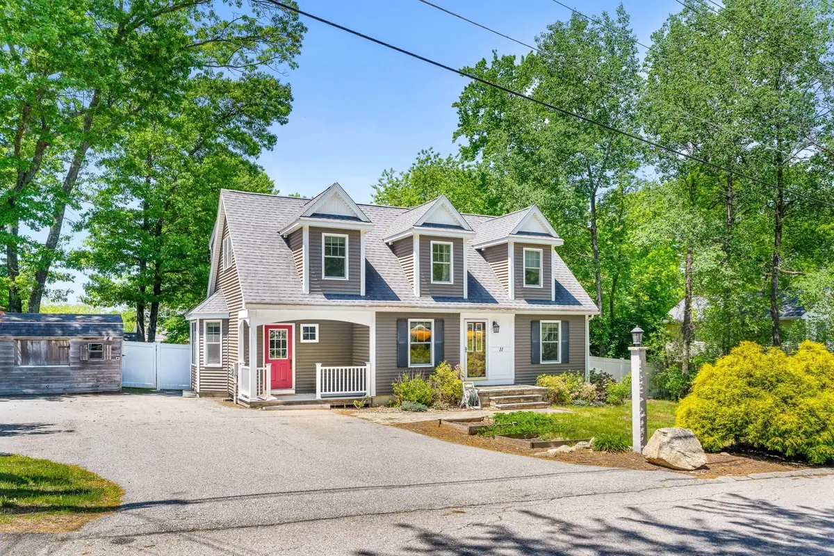11 Woodbury Rd, Billerica, MA 01821 - #1