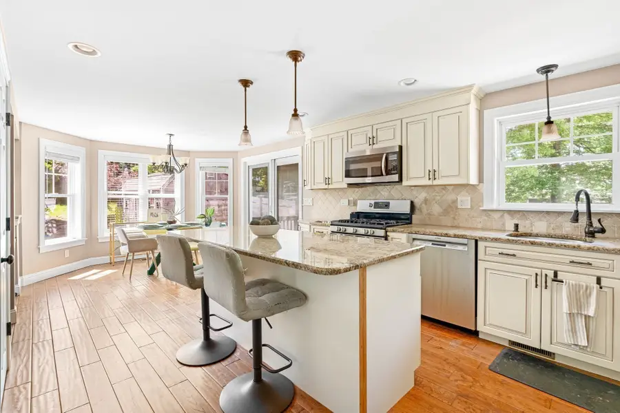 11 Woodbury Rd, Billerica, MA 01821 - #3