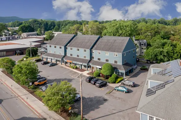 351 Pleasant St #9, Northampton, MA 01060