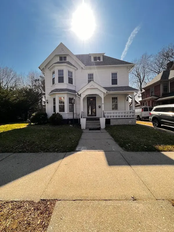 186 Buckingham St., Springfield, MA 01109