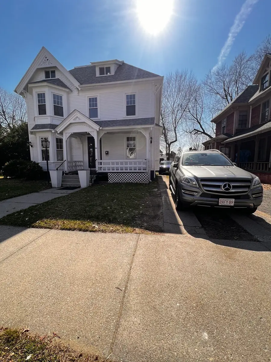 186 Buckingham St., Springfield, MA 01109 - #3