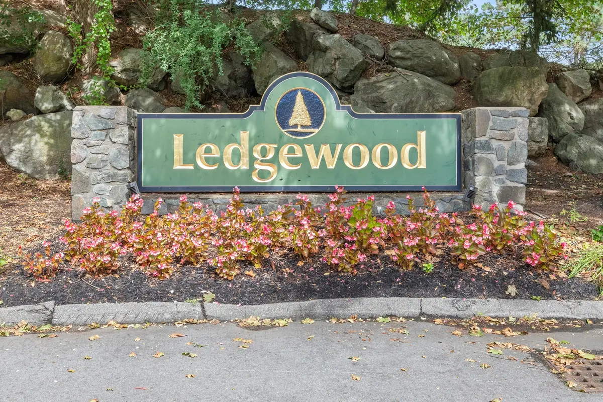 4 Ledgewood Way #21, Peabody, MA 01960 - #1