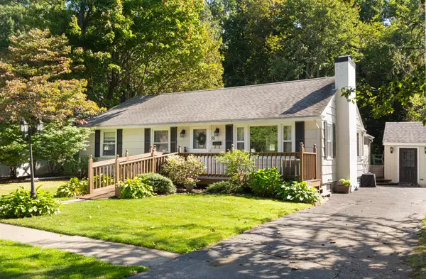 95 S Flagg St, Worcester, MA 01602