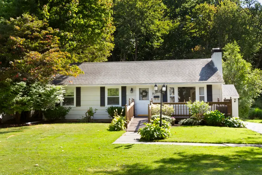 95 S Flagg St, Worcester, MA 01602 - #2