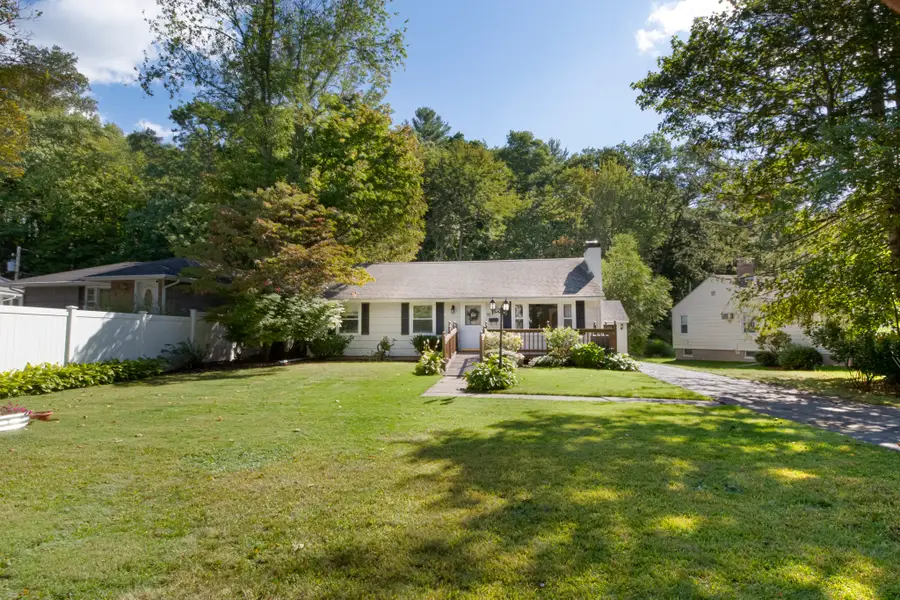 95 S Flagg St, Worcester, MA 01602 - #3