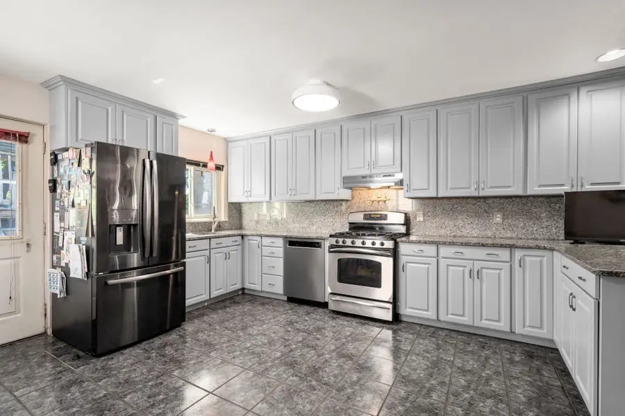 17 Cobb Street, Medford, MA 02155 - #2