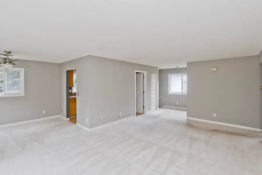 551 Nassau Dr #551, Springfield, MA 01129 - #3