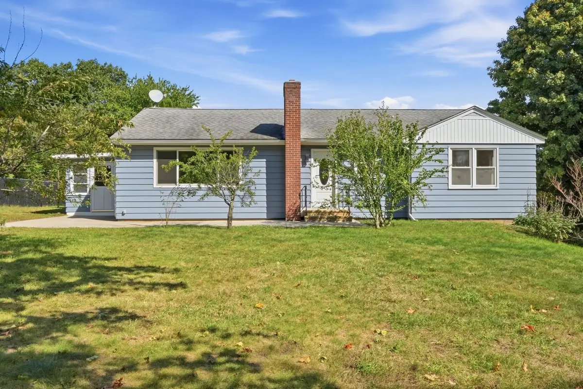 107 South St, East Brookfield, MA 01515 - #1