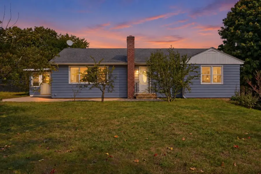 107 South St, East Brookfield, MA 01515 - #2