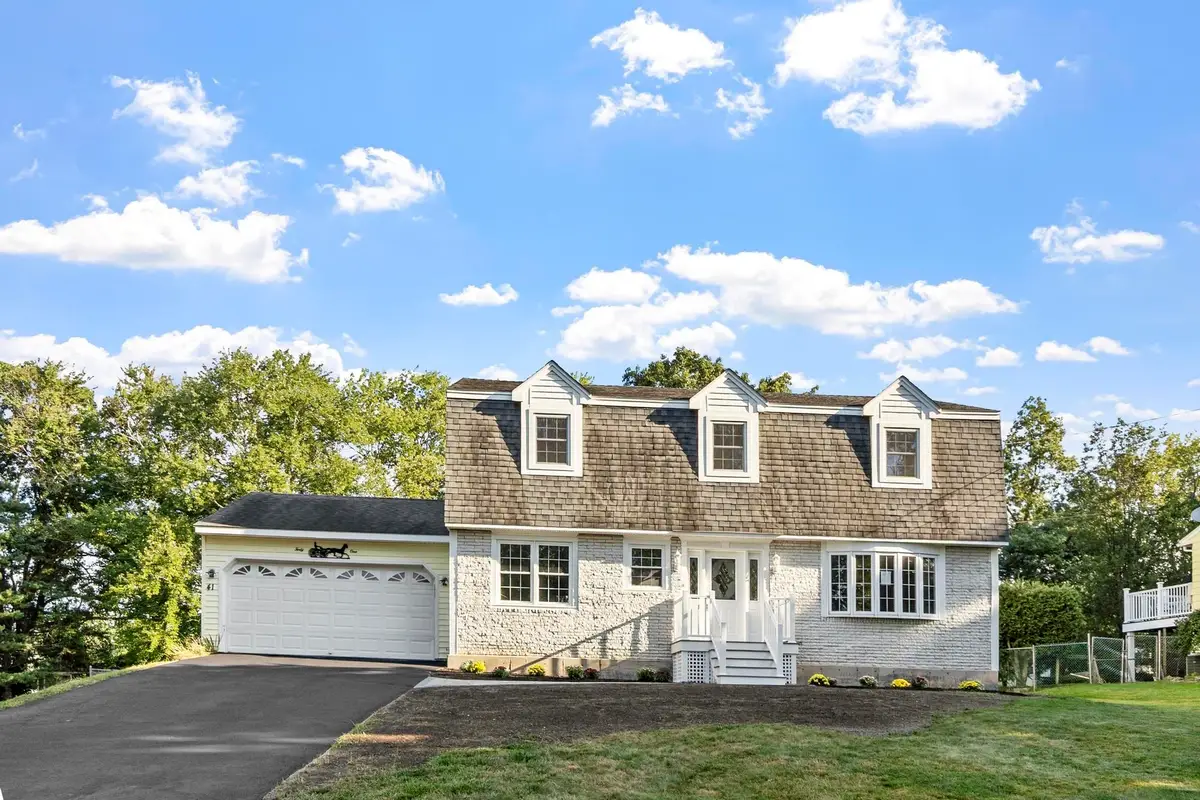 41 Riverview Ave, Methuen, MA 01844 - #1