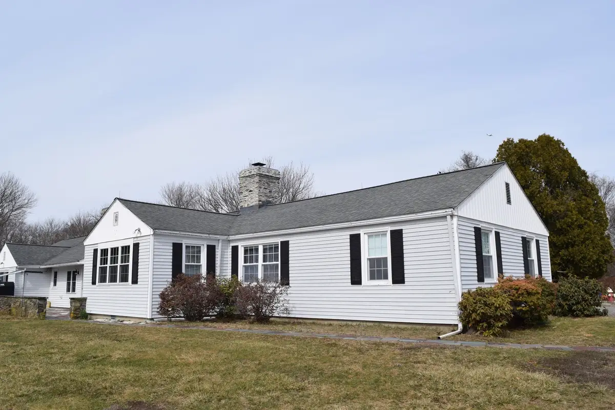 475 Cedar Ave, Swansea, MA 02777 - #1