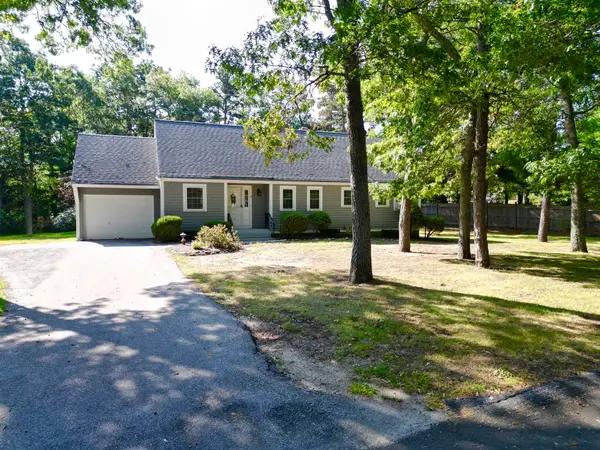 9 Megansett Dr #9, Plymouth, MA 02360