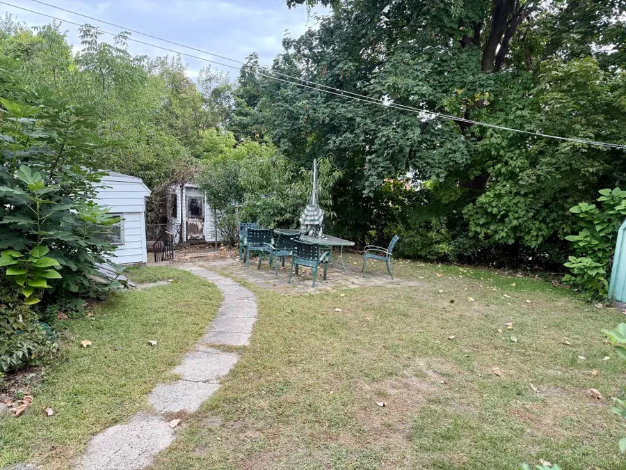 25 Lyons Ct, Watertown, MA 02472 - #3