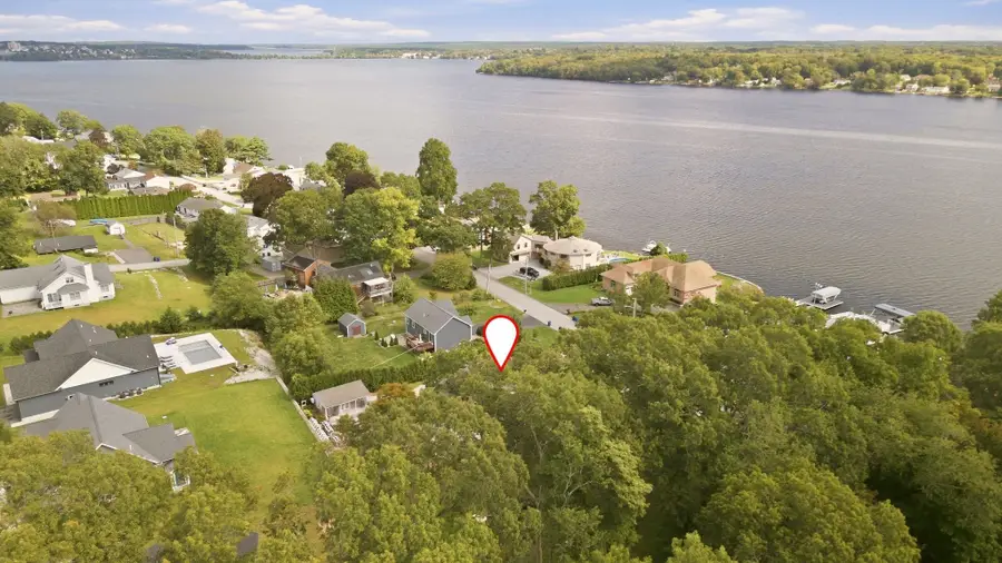 33 Flores, Fall River, MA 02721 - #2