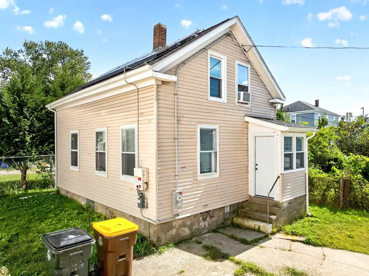 222 Albion St, Fall River, MA 02723 - #1