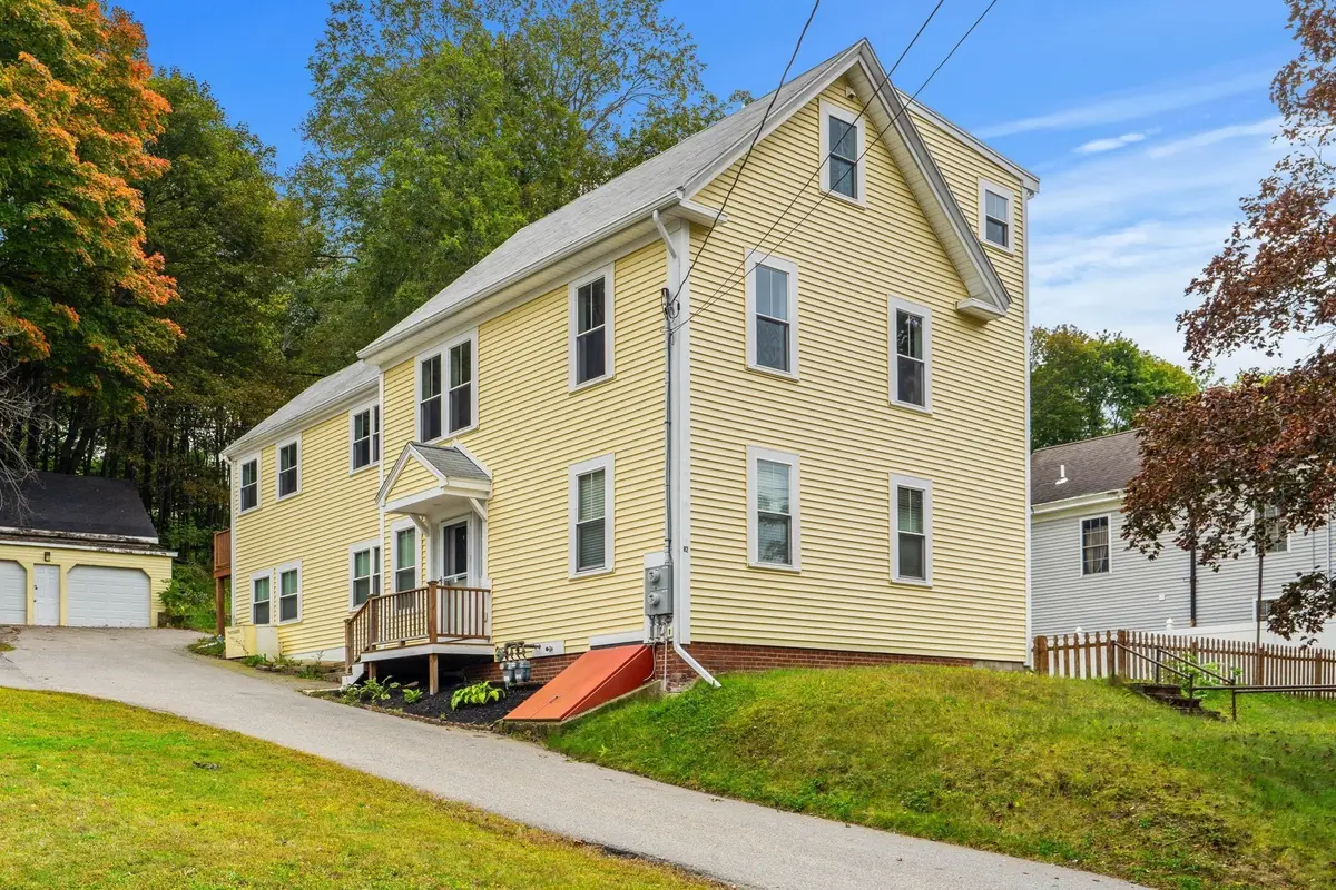 82 Congress Street, Amesbury, MA 01913 - #1