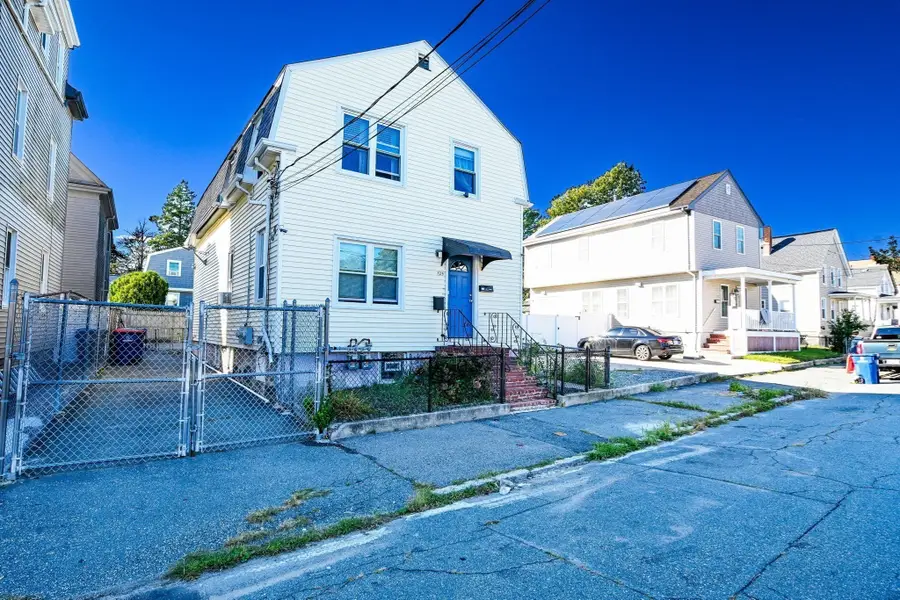 125 Field St, New Bedford, MA 02740 - #3