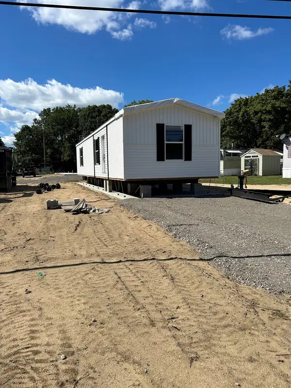 460 Collins Street #1A, Attleboro, MA 02703