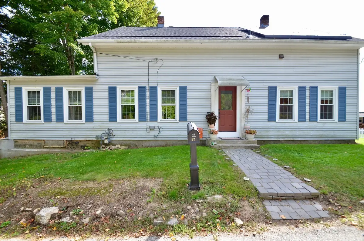 17 Highland St, Spencer, MA 01562 - #1