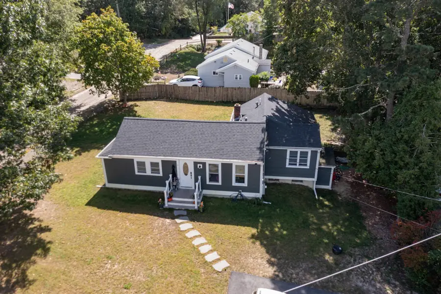 11 Madlyn St, Plymouth, MA 02360 - #2