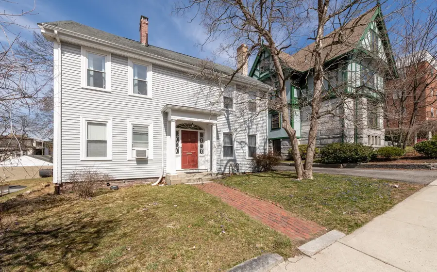 36 Cedar St, Worcester, MA 01609 - #2