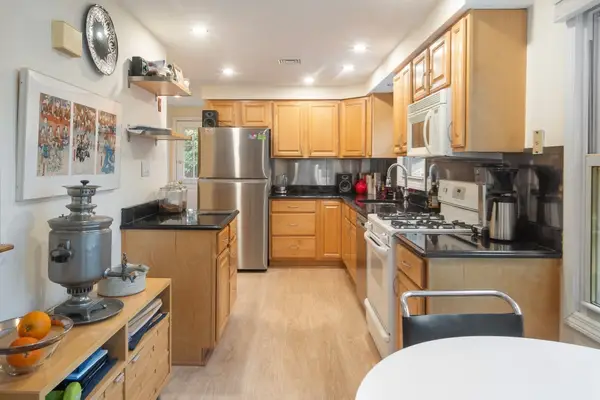 29 Pinecliff Road #29, Boston, MA 02132