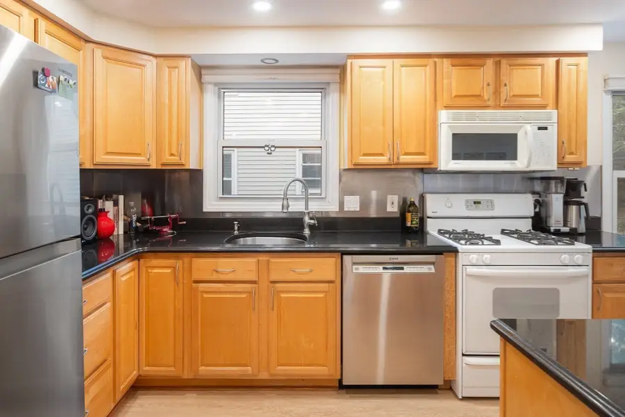 29 Pinecliff Road #29, Boston, MA 02132 - #2