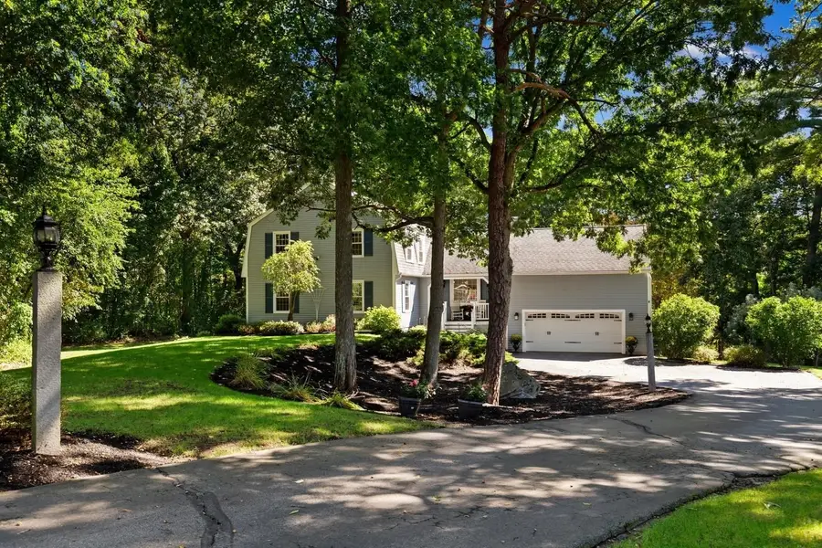 3 Karen Way, Methuen, MA 01844 - #2