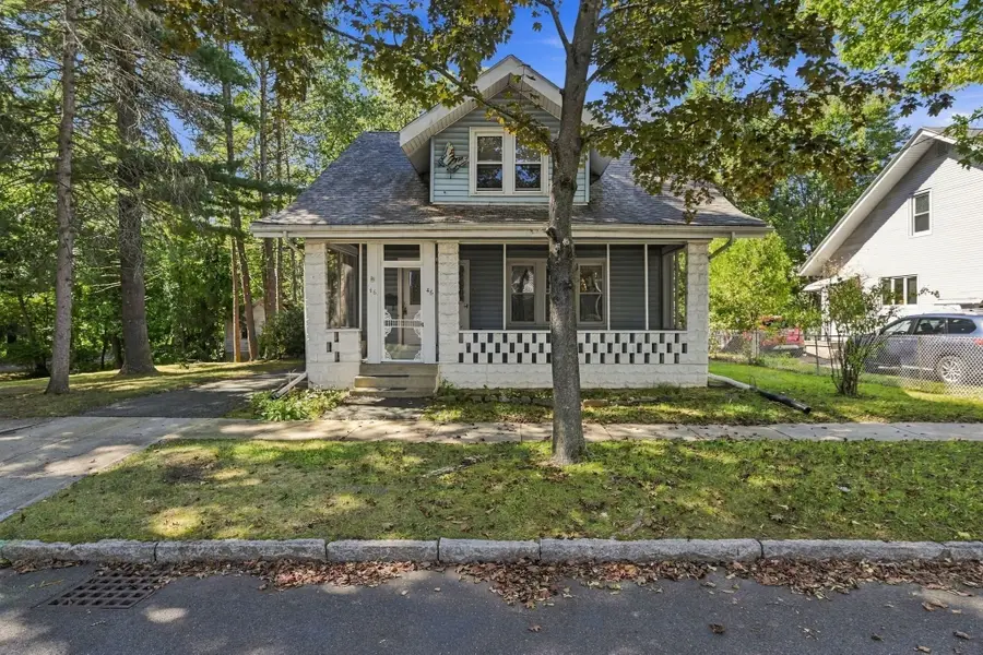 46 Rush St, Springfield, MA 01109 - #3