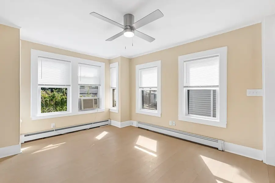 6 Coffin Avenue Ct, New Bedford, MA 02746 - #3