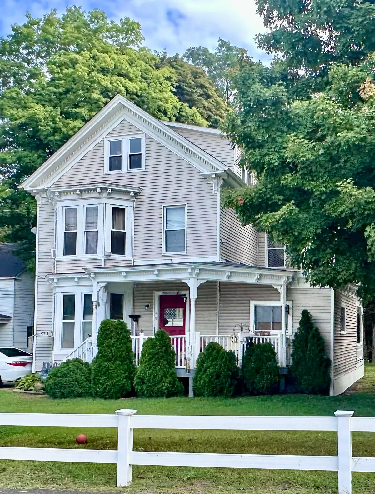 40 Central St, West Boylston, MA 01583 - #1