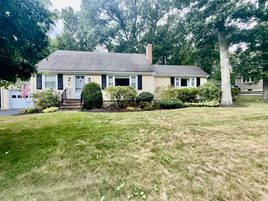 130 Central St, North Reading, MA 01864 - #2