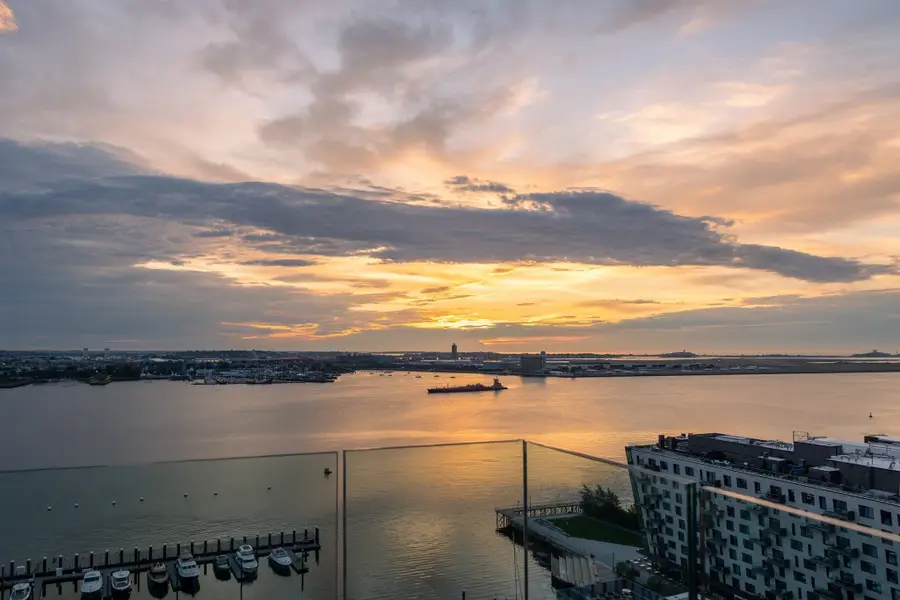 1 Harbor Shore Drive #PH2A, Boston, MA 02210 - #2