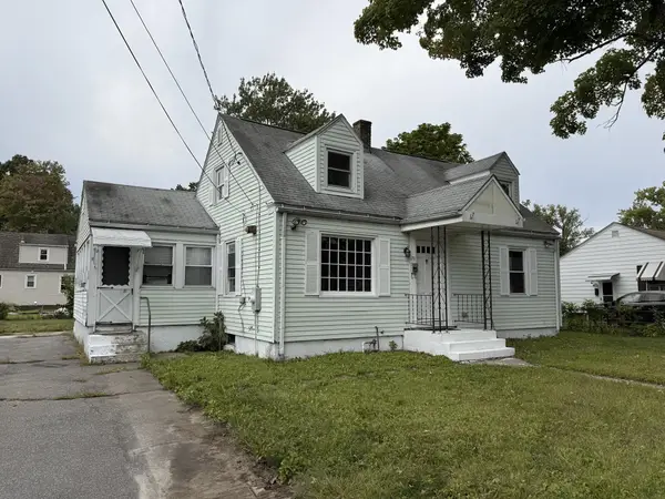 78 Massreco St, Springfield, MA 01109