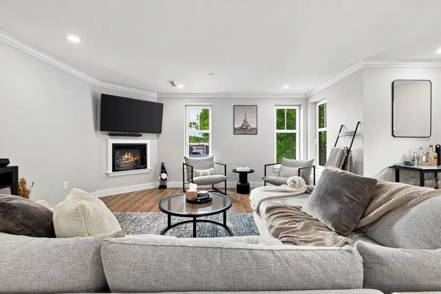 1721 Centre St #204, Boston, MA 02132 - #2