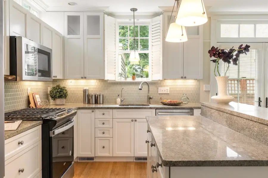 35 Gorham St #35, Cambridge, MA 02138 - #3