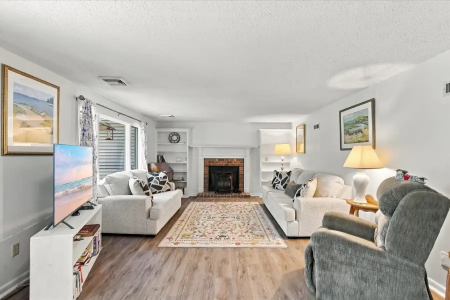 14 Woodrise #14, Falmouth, MA 02540 - #3