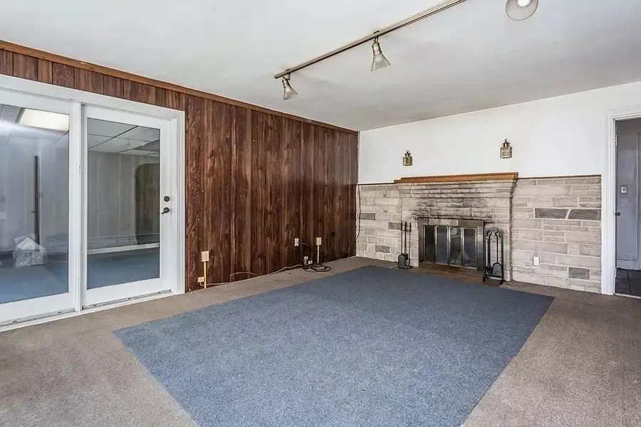 105 Hartford Tpke, Shrewsbury, MA 01545 - #3