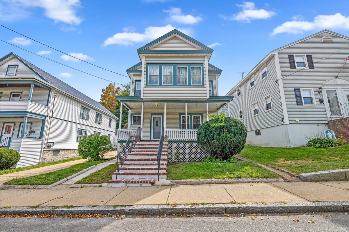 272 Shaw St, Lowell, MA 01851 - #1