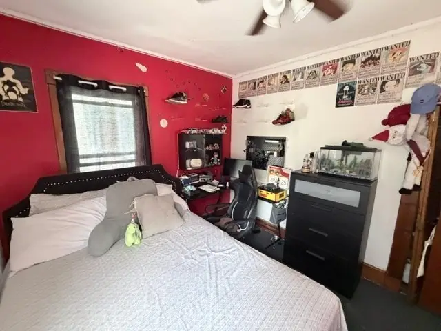 525 Cottage St, New Bedford, MA 02740 - #3