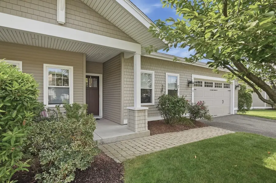1 Hawthorne Path #1, Milford, MA 01757 - #3