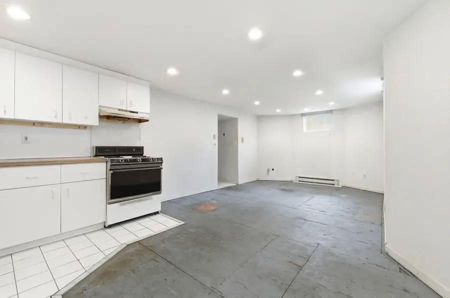 29-31 Washburn Ave #1B, Cambridge, MA 02140 - #3