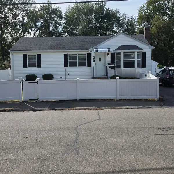 55 Rindone Street, Holbrook, MA 02343
