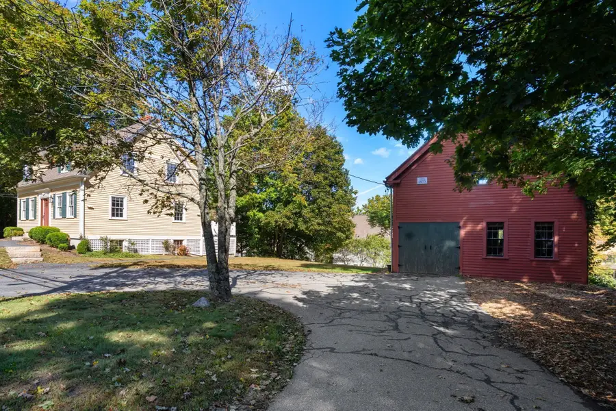 5 South Main St., Sherborn, MA 01770 - #2