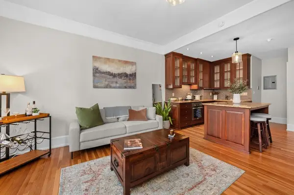 400 Marlborough St #9, Boston, MA 02115